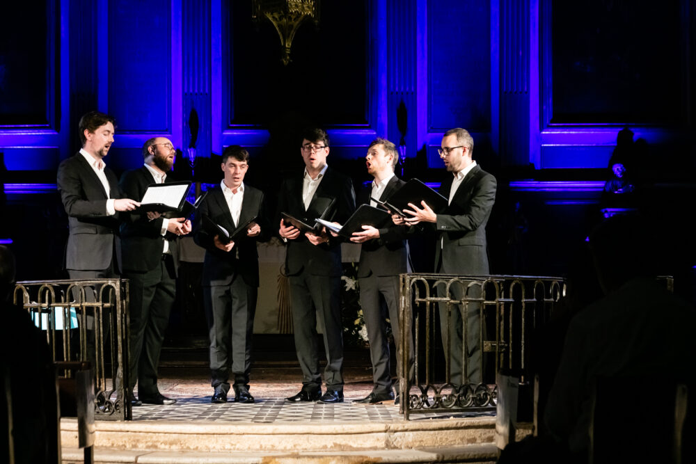 The Gesualdo Six au Festival de Rocamadour, dirigé par Owain Park