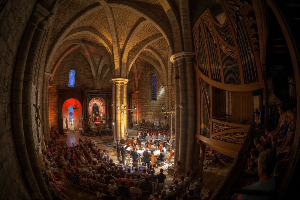 Basilique Saint-Sauveur de Rocamadour durant le Festival de Rocamadour
